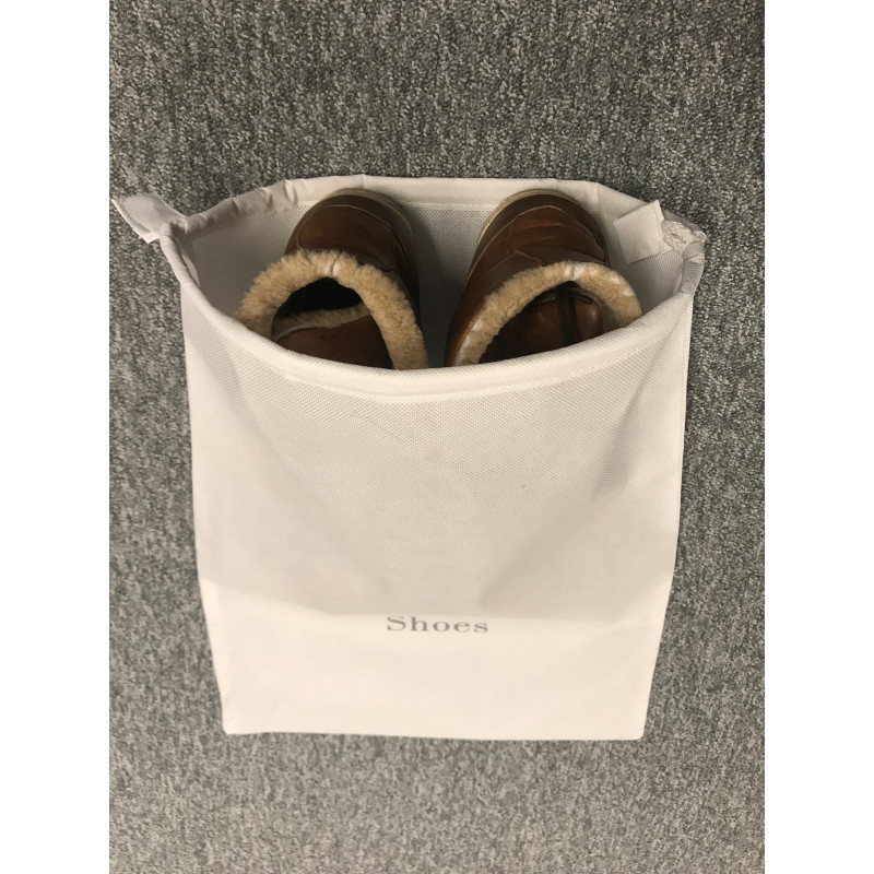 BOLSA PARA ZAPATOS DE TELA NO TEJIDA BLANCA