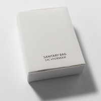 BOLSA HIGIÉNICA EN UNA CAJA SELLADA