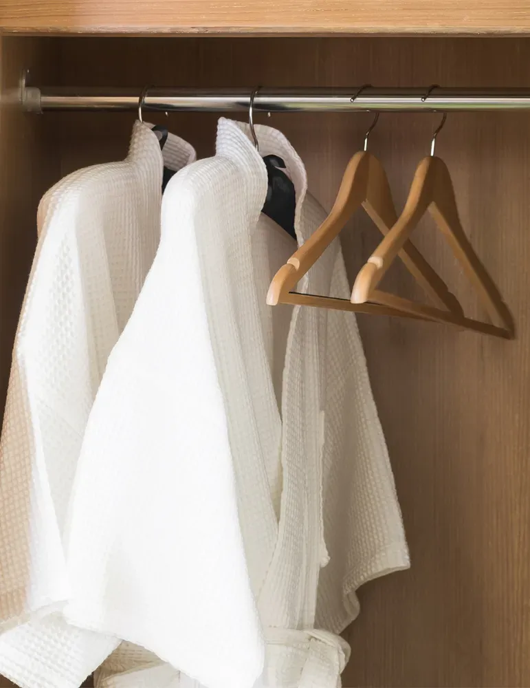 Black satin padded hanger – 39 cm