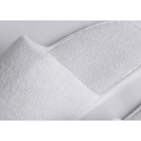 Zapatillas de Hotel Cerradas de Tejido de Rizo | Merveyl