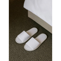 Zapatillas de hotel abiertas de rizo ligero | Merveyl