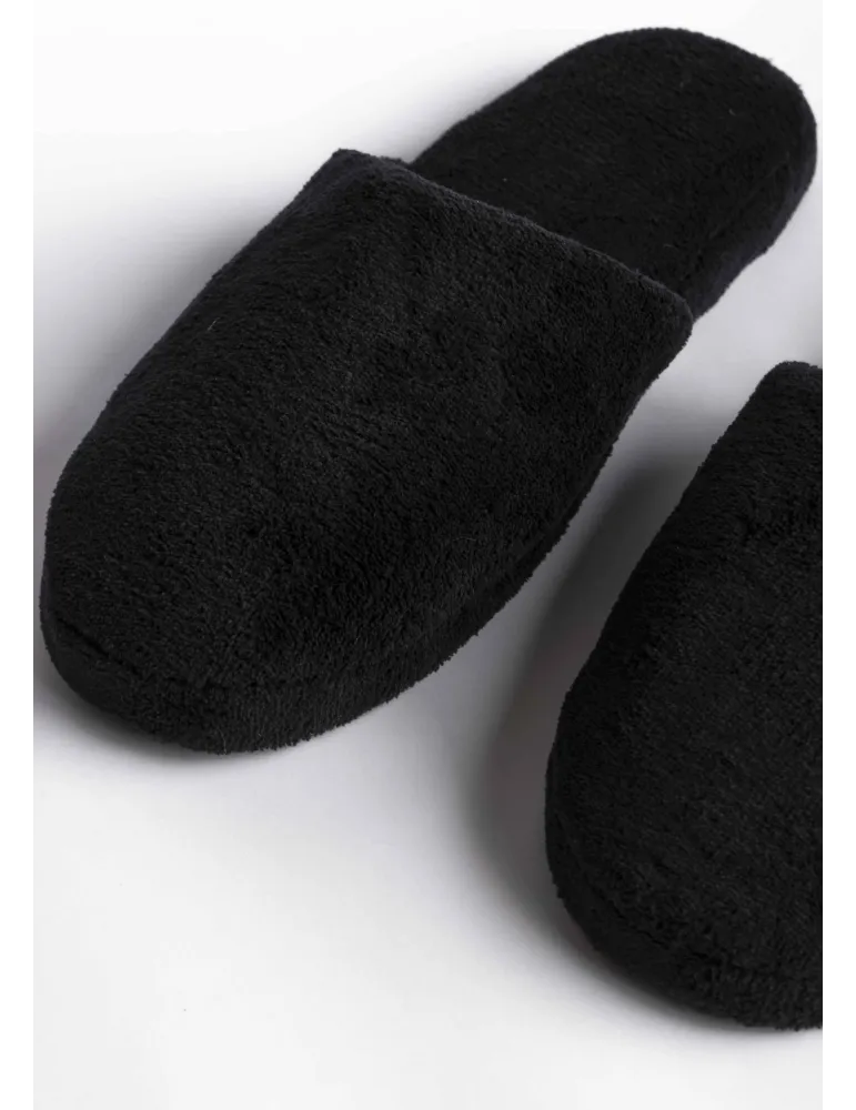 Cosy luxe thick Mule in black for hotels