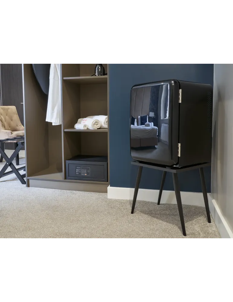 Minibar de hotel Radley 40L silencioso Corby | Merveyl