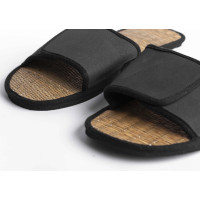 Unisex Black Straw Spa Sandals I'm Green | Merveyl