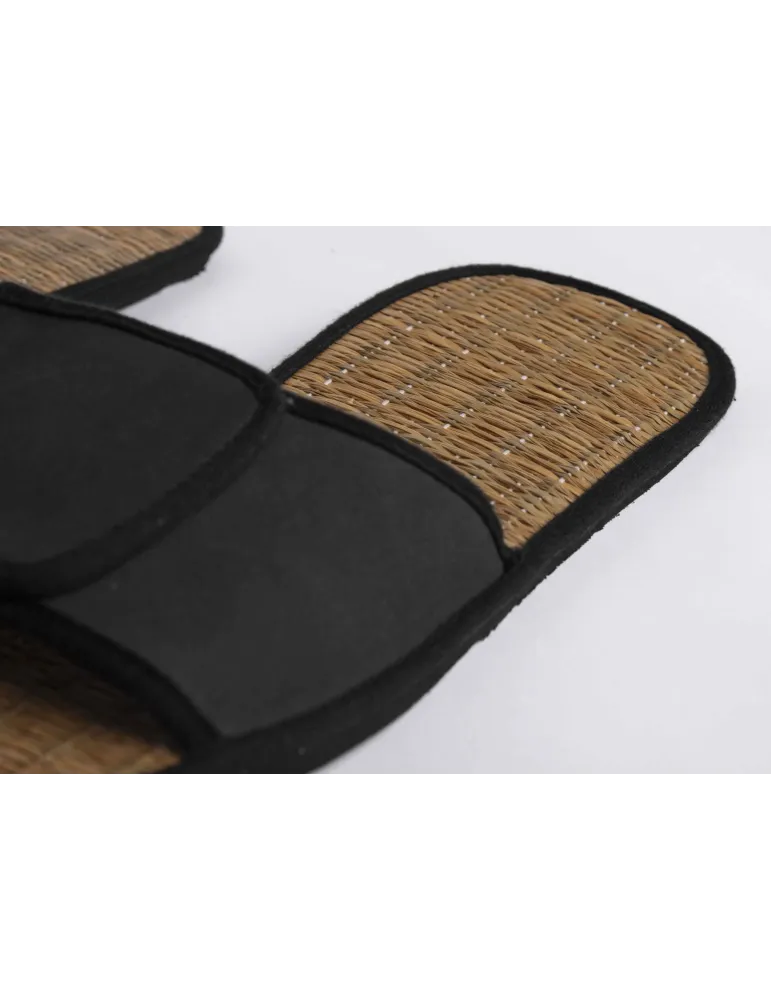 Unisex Black Straw Spa Sandals I'm Green | Merveyl