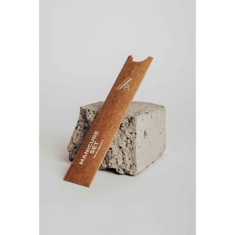 Set de manicura hotel sobre kraft | Merveyl
